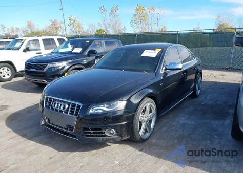 2010 Audi S4 3.0 Premium Plus z USA, uszkodzony, nr VIN WAUBGAFL4AA143568
